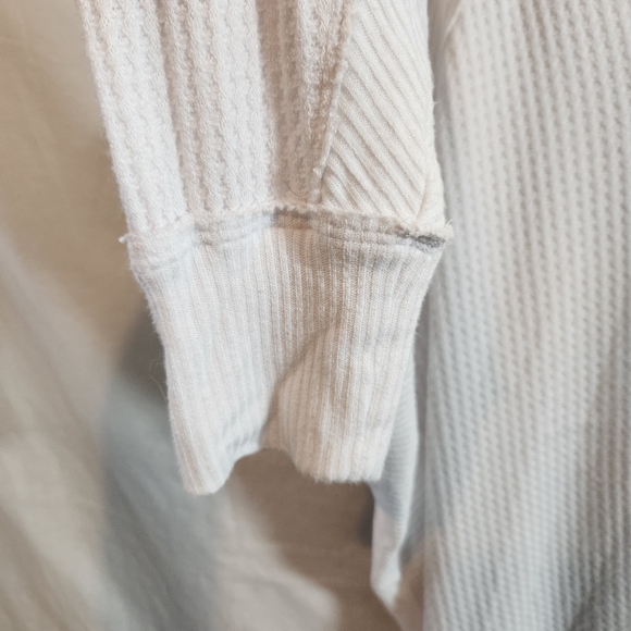 We The Free Women's Waffle Knit Boho V-neck Pullover Top Size Large - Picture 7 of 9